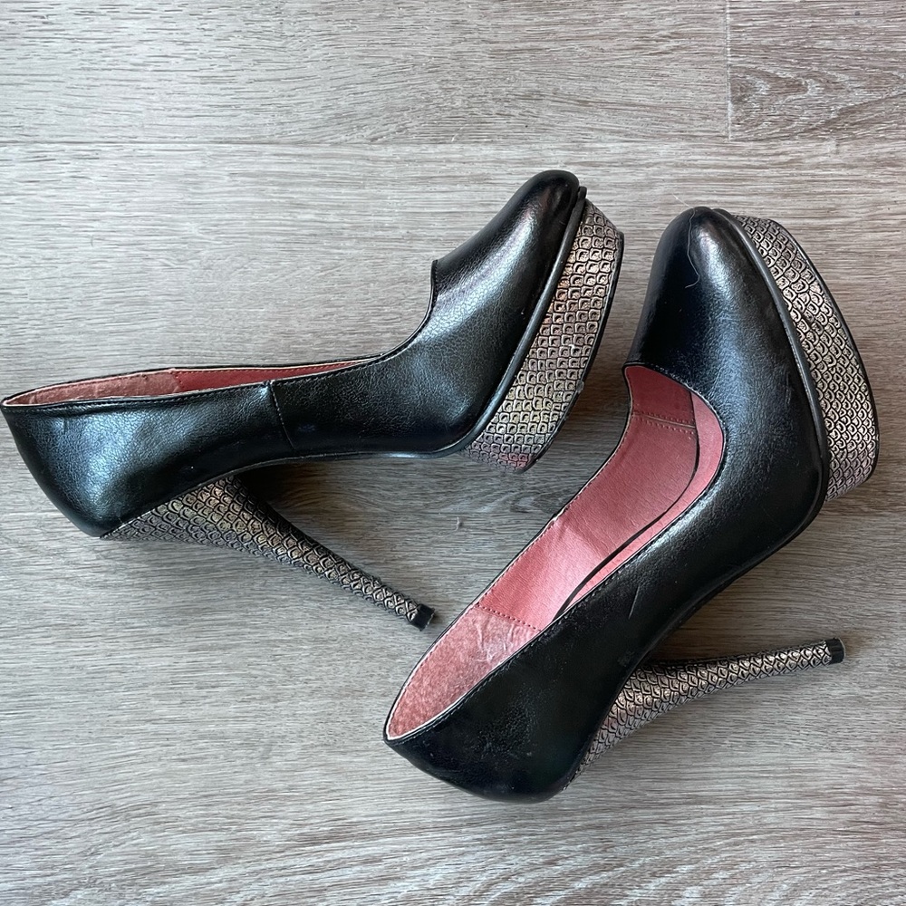 Black and Silver platform heels